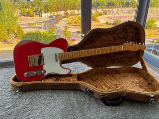 Guitarra tipo Telecaster