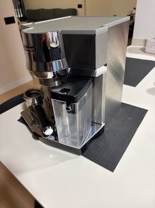 Cafetera DeLonghi EC850M