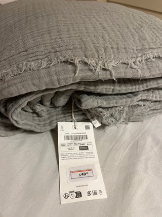 Colchas finas Zara Home algodón 100%