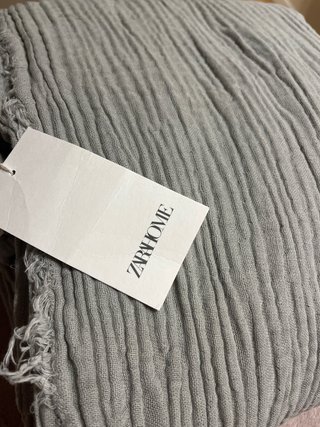 Colchas finas Zara Home algodón 100%
