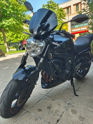 Yamaha FZ6 S2 Naked Negra