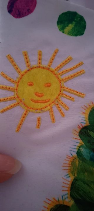 La pequeña oruga glotona. Libro de tela para ab...
