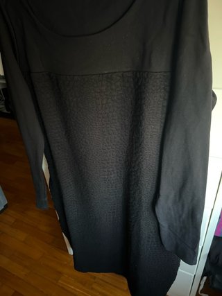 Vestido preto manga comprida, veste ate L