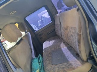 Despiece Nissan Navara 2.5 TDCI 4X4 año 1999