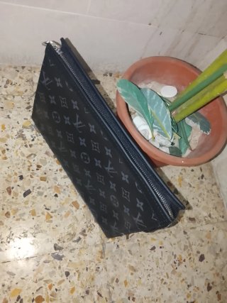 Bolso Louis Vuitton Monogram Negro