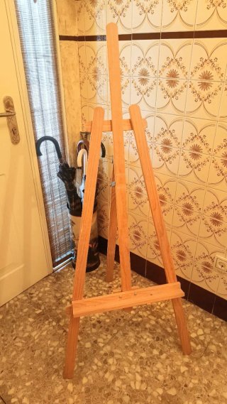 Caballete de madera para pintar