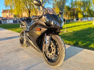 Yamaha R1 2008