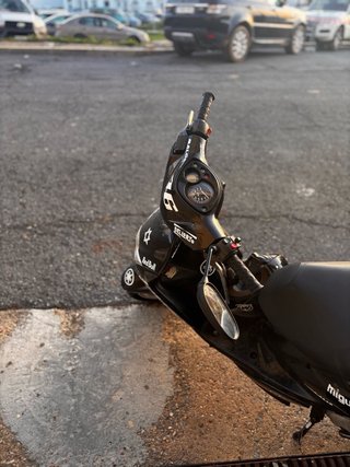 Yamaha Jog RR Negra
