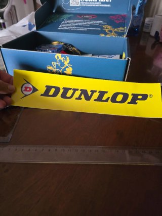 Adesivi Dunlop 29,5 cm l'uno h 7,5 cm