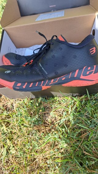 Zapatillas Bullpadel talla 42