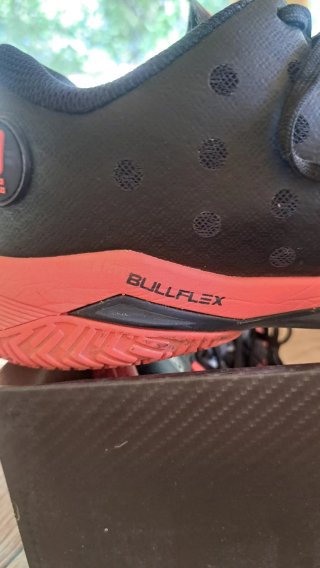 Zapatillas Bullpadel talla 42