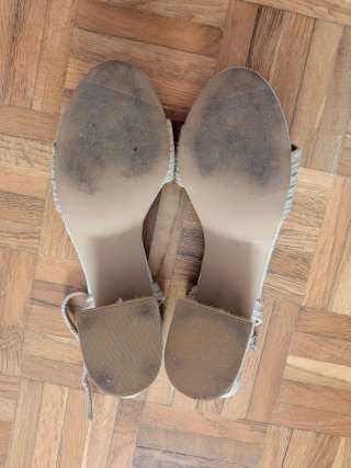 Sandalias Pull&Bear tacón beige