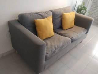Sofá 2 plazas IKEA PÄRUP Gris