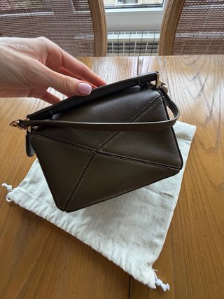 Loewe Puzzle Mini Verde Oliva