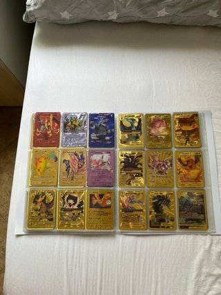 Álbum Pokemon con mas de 150 cartas