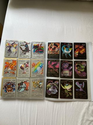 Álbum Pokemon con mas de 150 cartas