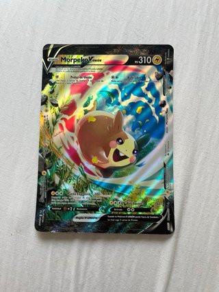 Álbum Pokemon con mas de 150 cartas
