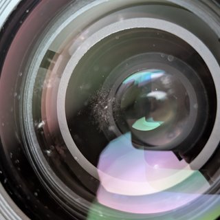 Canon EF 35mm f/2 IS USM