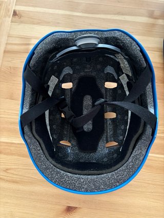 Casco azul para bicicleta/ patinete