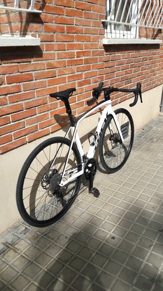 TREK EMONDA SL5 12v 2024/25 SEMINUEVA. Talla M