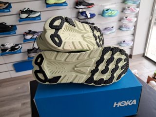 Hoka Rincon 3 Negro/Verde Talla 44 2/3