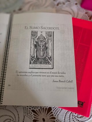Libro encuadernado tarot