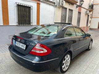 Mercedes-Benz  CLK 2005