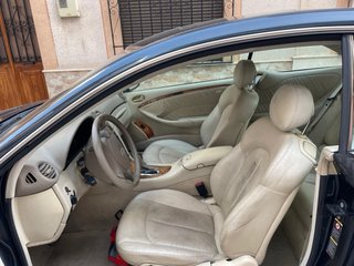 Mercedes-Benz  CLK 2005