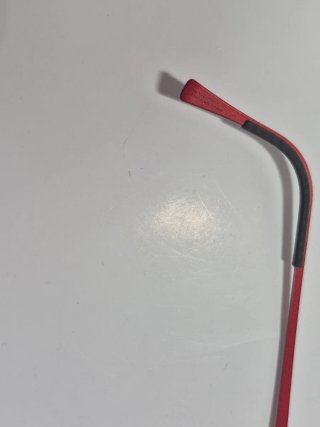 Gafas para graduar rojas y plateadas