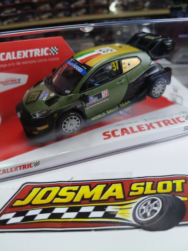 Scalextric Toyota Yaris WRC Bertelli