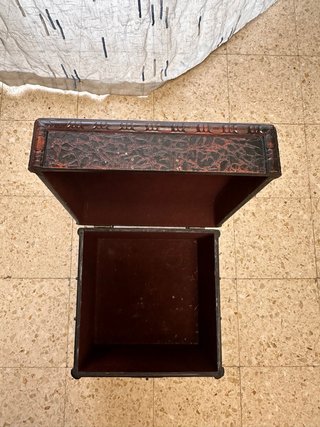 Caja decorativa madera y efecto de cuero