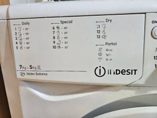 Lavasecadora Indesit IWDC 71680