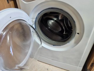 Lavasecadora Indesit IWDC 71680