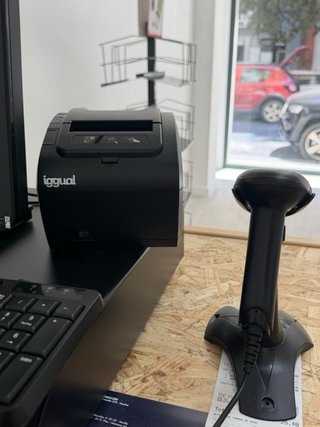 Ordenador con pantalla Táctil 10 POS Negro