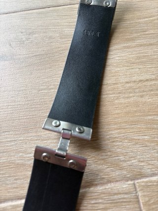 Cinturón de cuero ONLY negro con cierre metálico