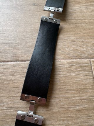Cinturón de cuero ONLY negro con cierre metálico
