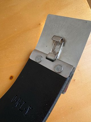 Cinturón de cuero ONLY negro con cierre metálico