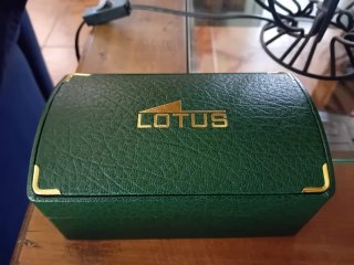 Reloj Lotus Quartz Mujer Ref. 9653 Dorado