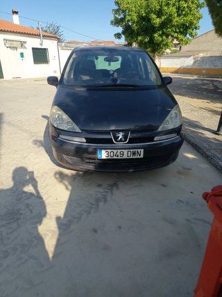 Peugeot 807