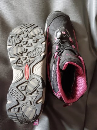 Zapatillas Treksta Talla 35 Niña