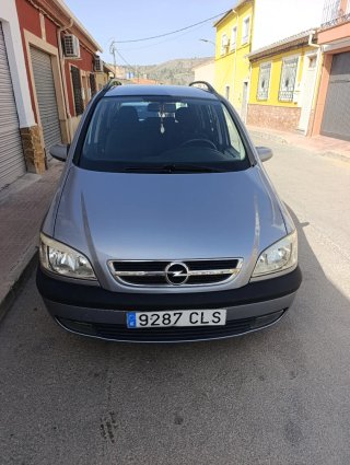 Opel Zafira 2003