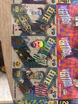 Lote Cromos Megacracks 25-26