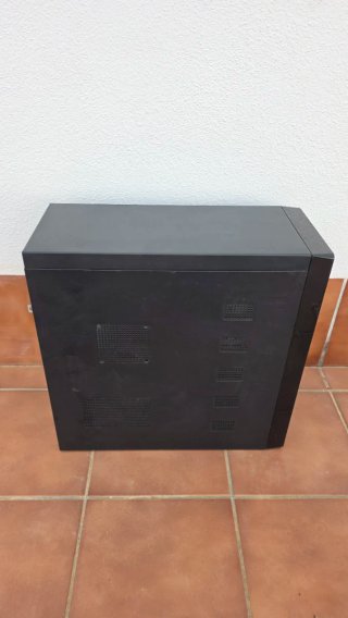 Caja PC Negra