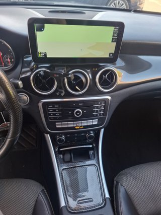 MERCEDES CLA 180 7G-DCT