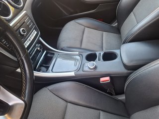 MERCEDES CLA 180 7G-DCT