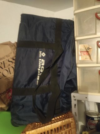 Cuna de viaje plegable