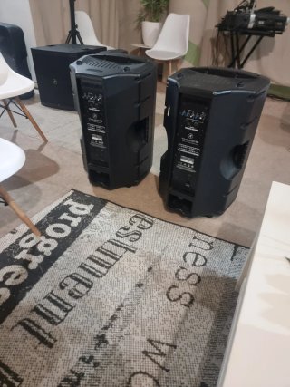 Pareja Altavoces Mackie Thump 15