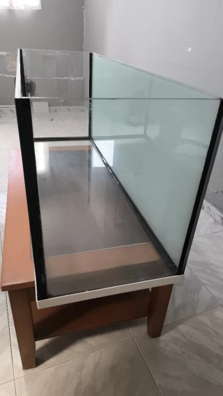 ACUARIO URNA 240