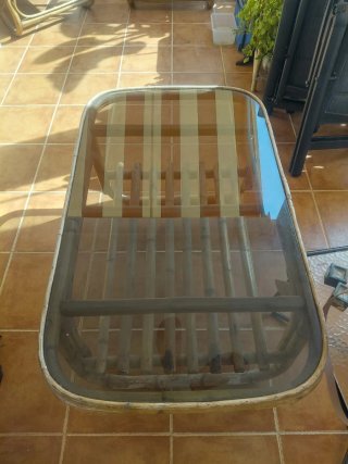 Sillónes de terraza o jardín de bambu con mesa