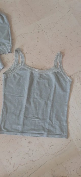 Completo List top e cardigan grigio